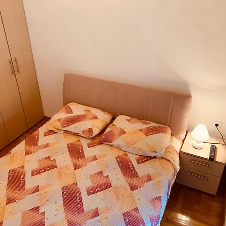 Centar 아파트 Vrnjačka Banja