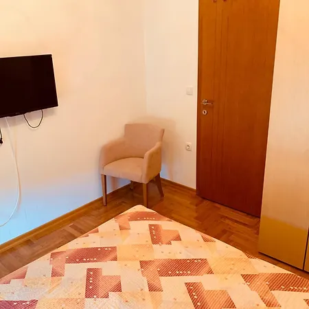 Centar 아파트 Vrnjačka Banja